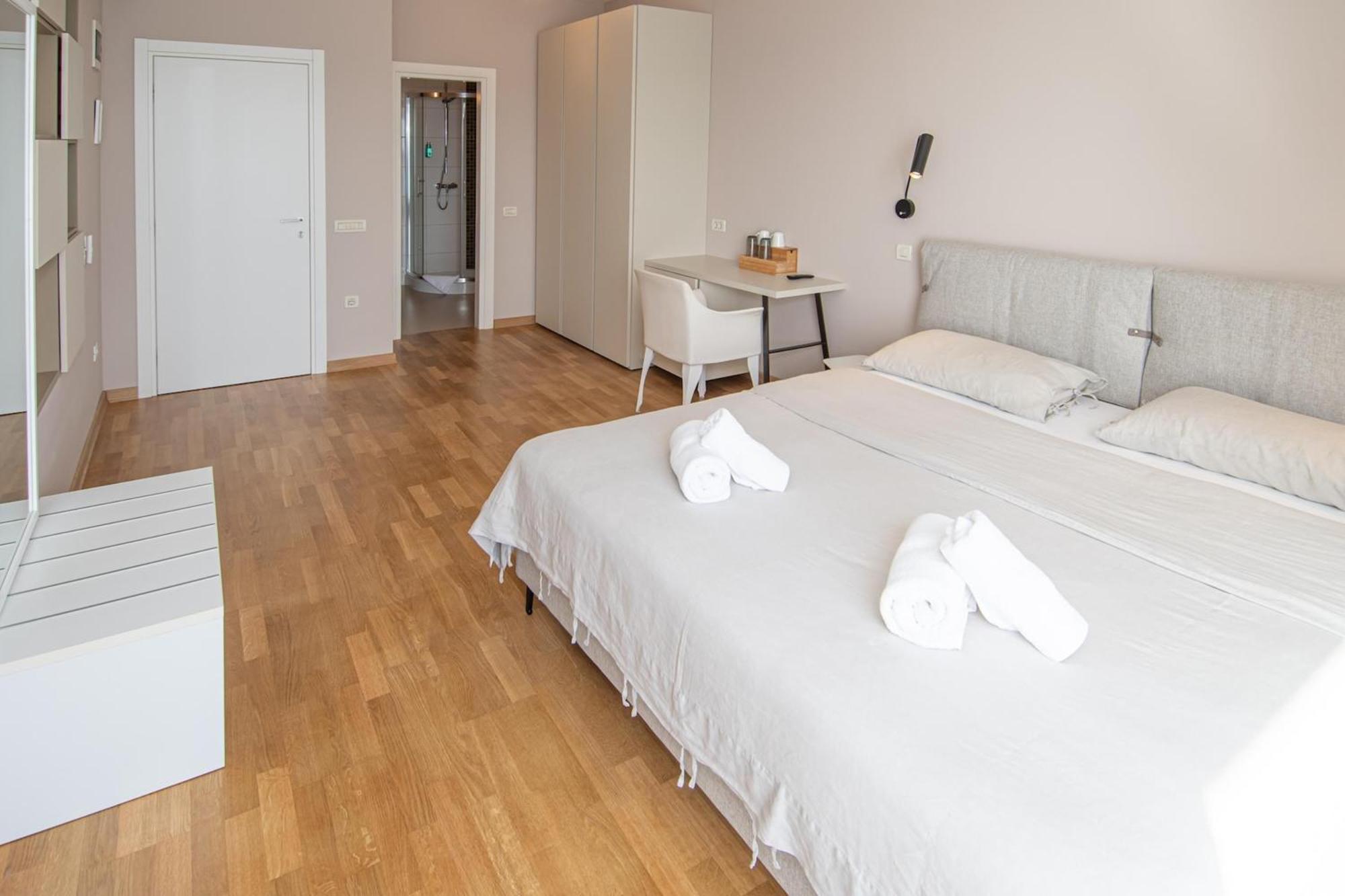 Bed & Breakfast Blu Locanda Ровин Екстериор снимка