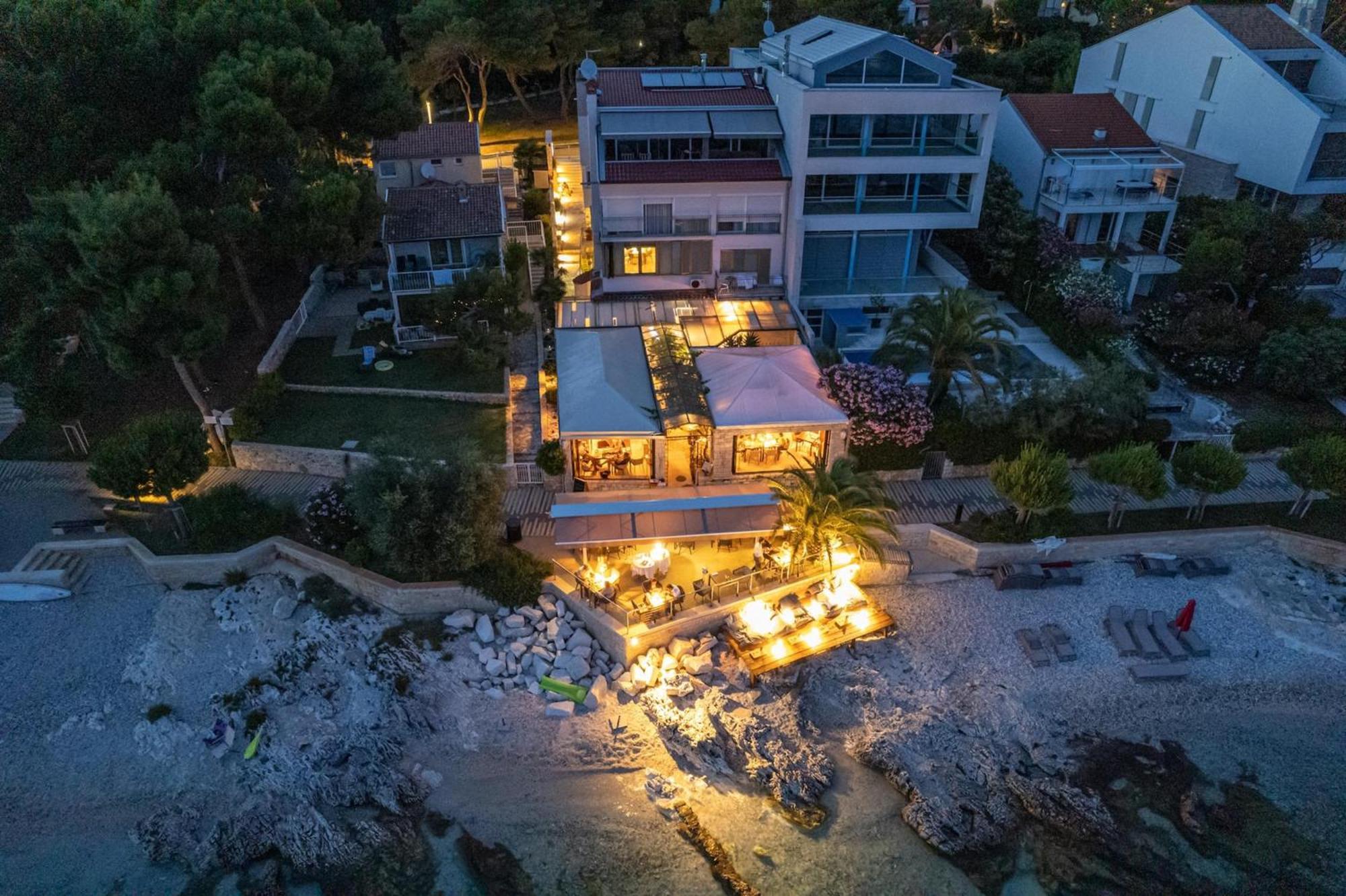 Bed & Breakfast Blu Locanda Ровин Екстериор снимка