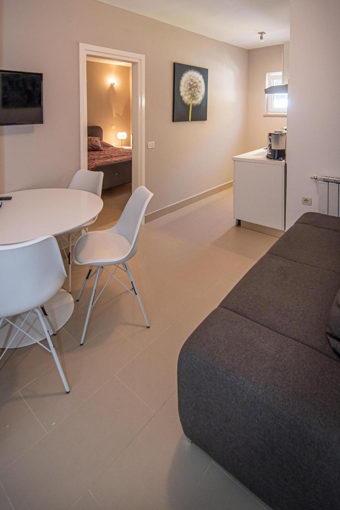 Bed & Breakfast Blu Locanda Ровин Екстериор снимка