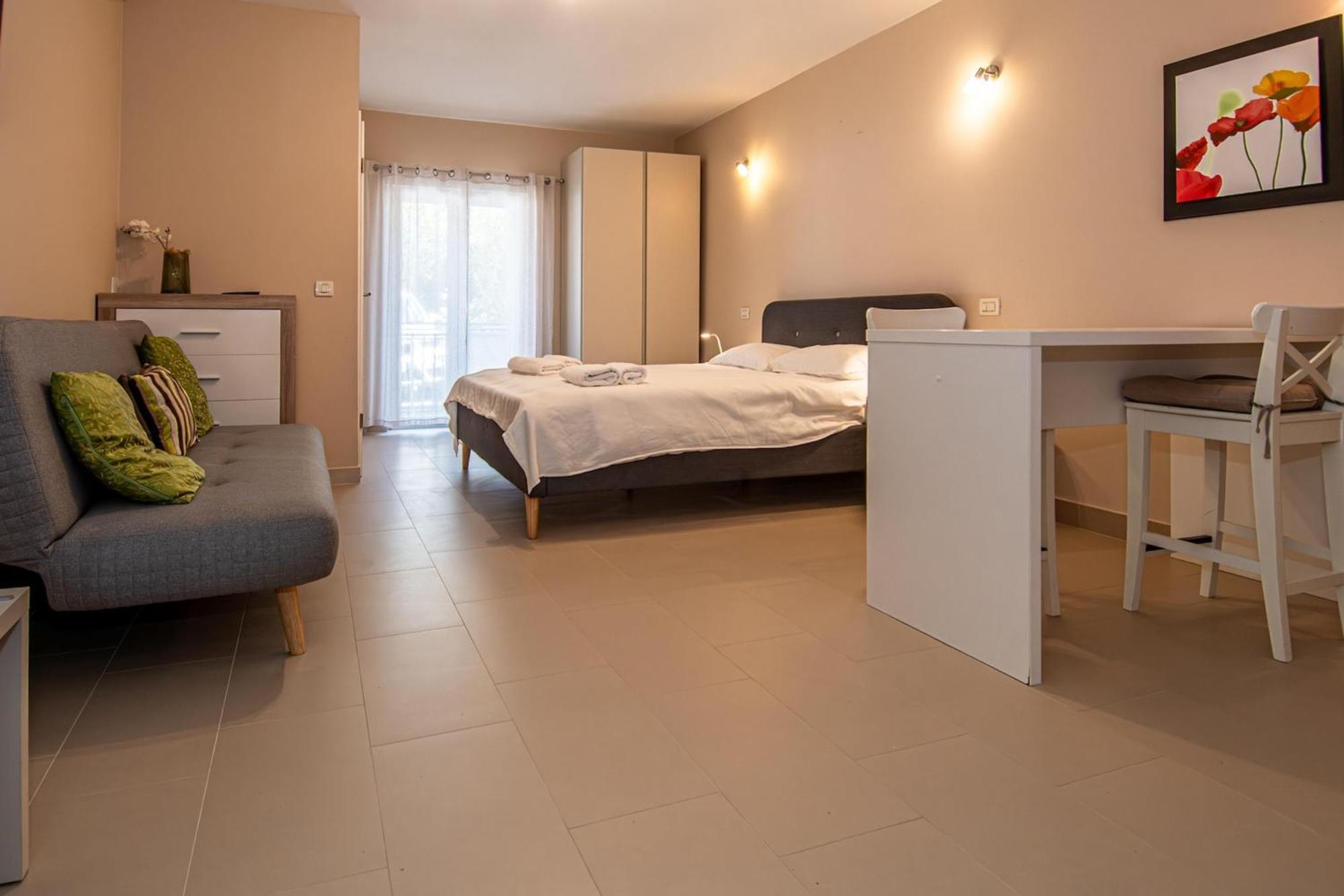 Bed & Breakfast Blu Locanda Ровин Екстериор снимка